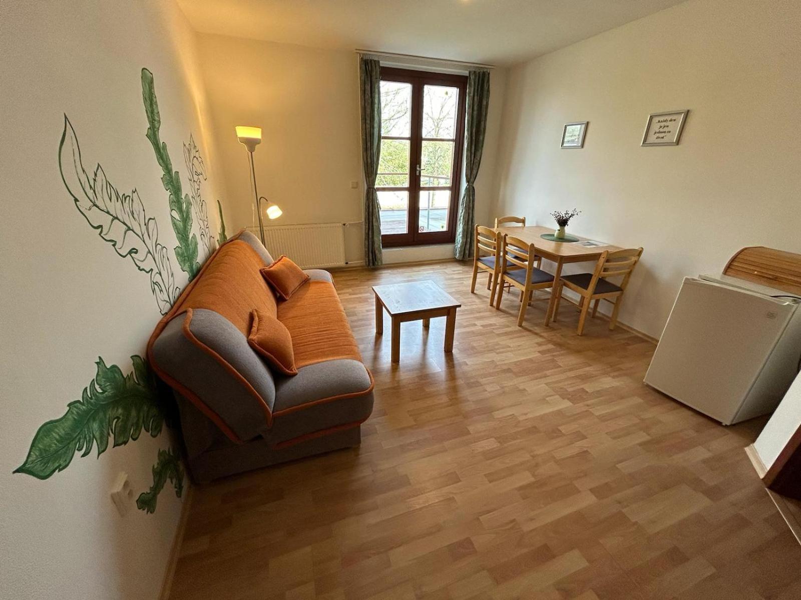 Penzion Majak Dublovice Eksteriør bilde